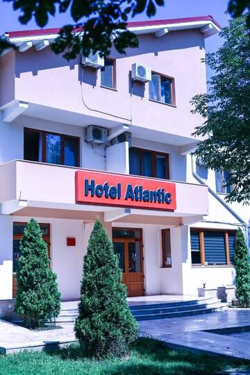 Фото Отель Hotel Atlantic г. Аджуд 1